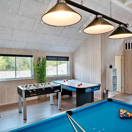 Luxury Retreat By Houstrup - By Traum *