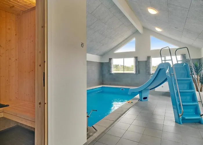 Luxury Retreat By Houstrup - By Traum